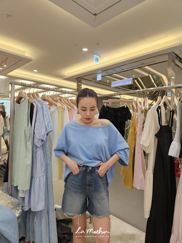 (限量商品)時髦牛仔不修邊短褲